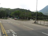 連接松仁路的迴旋處