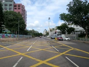 近大坑東道一段，在此至基堤道為雙程路（2022年7月）