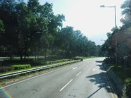 逸東邨雍逸樓對出的一段(2015年9月)