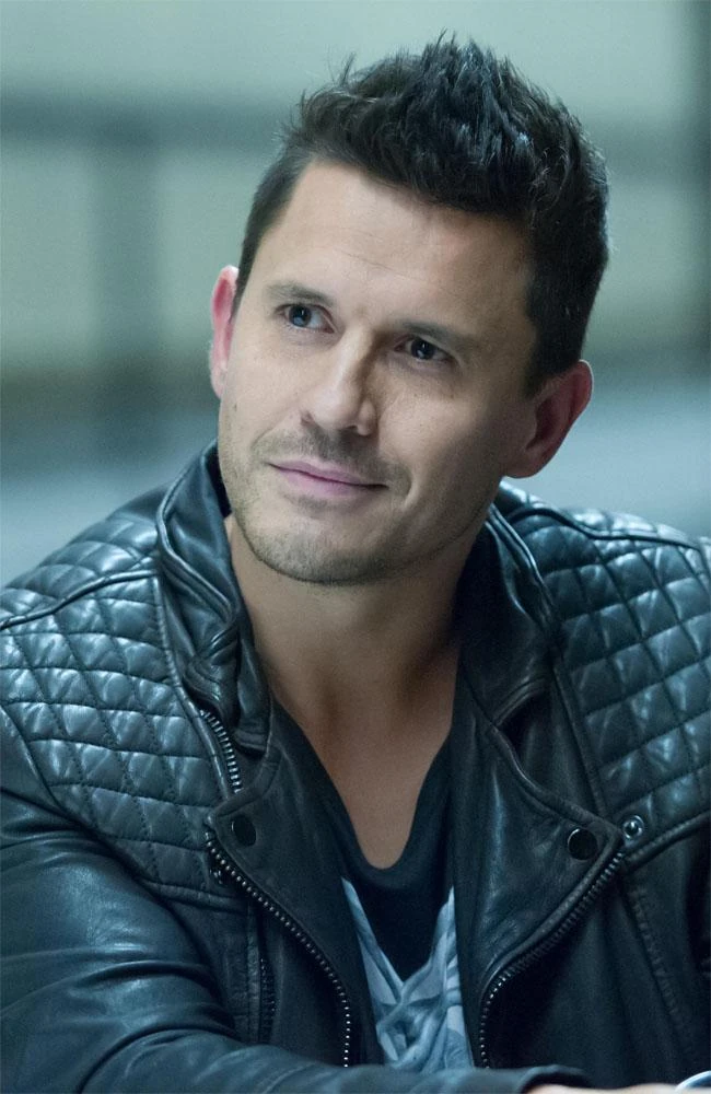 Kurt Benson Hollyoaks Wiki Fandom