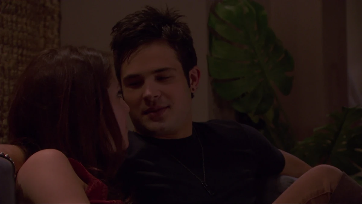 Eddie&rsquo;s Inspired | Hollywood Heights Wiki | Fandom