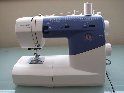 Sewing machine - Wikipedia