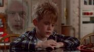 Homealone-movie-screencaps.com-2618