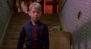 Homealone-movie-screencaps.com-1341