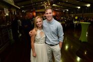 9-3472534-bun250916ball11 t620.jpg (40 KB) Scott and Raechelle