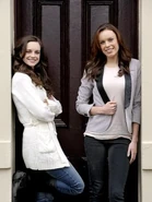 4a4a0913138962e3ee800bca41286a57.jpeg (18 KB) Penny and Jess