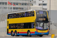 其餘沒有特別塗裝的巴士（圖為41116／ZD4683，首航當日車隊編號仍為9152）