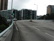 此道路橫跨龍翔道（2012年7月）