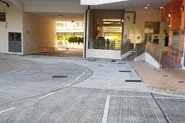 站景，當時已荒廢，惟地上仍依稀看見昔日的總站劃位（2023年11月）