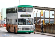 新巴95線用車正停靠此站（2015年8月）