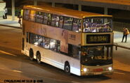 九巴派出富豪B9TL 12米樣辦車（AVD）行走104R線