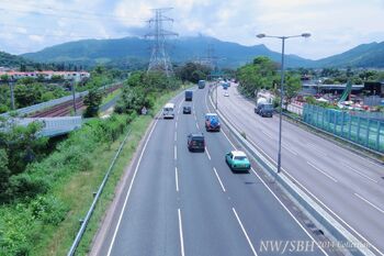 Fanling Highway near Tai Heng-S(0710)