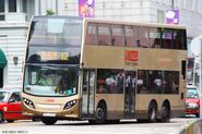 12線亦有來自118線的Enviro500 MMC（ATENU）柯打