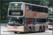 65K線用車正由汀角路右轉入安慈路