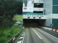 Tunnel entrance for urban direction