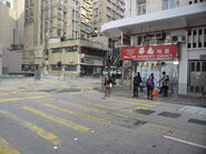 北端，連接皇后大道西