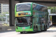 28R線用車途經彩虹道