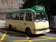 行走23B線的三菱Rosa，已被豐田Coaster取代