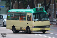 72線用車剛由宏景花園開出