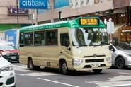 81M線全新十九座石油氣（BZB40）小巴KU921