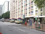 此站站景，右方為313線其中一個分站