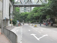 TungHetCrt-HingTungEst Jun14.jpg (556 KB) 東熹苑站(左)及此站(右)(2014年6月)