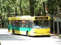NR332，113於2014年7月曾試驗更換電牌資料，圖中顯示的葵芳鐵路站維持了不足兩星期，及後重新輸入並統一為葵芳新都會廣場