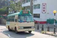 4A線小巴途經萬宜漁村（2011年11月）