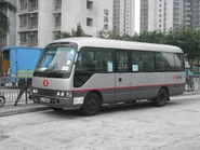 港鐵員工巴士GJ8241，專門接載港鐵員工