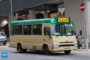 A minibus on Route 60P PM through trip was U-turning to return to Sha Tin Station after arriving at Chun Yeung Estate