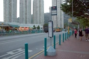 後部（港鐵巴士及城巴）站景（2011年8月）