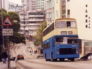 中巴於九十年代派出利蘭勝利二型行走香港仔水塘道
