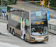 高載版Enviro500 MMC（ATENU）為74X線主要用車