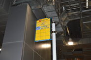 現已取消常規服務的R22線以往在此站設有落客站