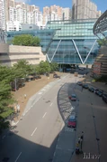 東行（左）及西行（右）站景（2011年9月）
