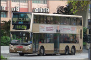 69M線Enviro500前掛牌車（ATE45／LB7856）