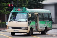141線用車DD6120正在駛入荃灣西鐵站總站