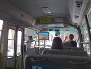九龍專綫小巴74線用車車廂內均裝有DVD播放器作廣告用途