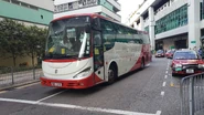 迅捷巴士配捷聯JL-07車身的五十鈴LT134P