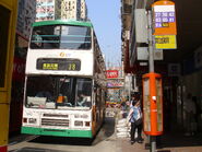 VA2 38.jpg (3.3 MB) 新巴38線途經此站(2010年4月)