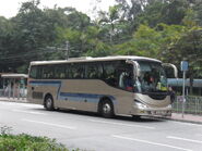 NR708線用車正準備由新圍苑開出