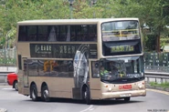 71S線自全冷後開始派出低地台巴士行走