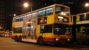 R969線第二班車抵達摩頓台（2010年）