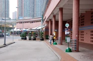 View of the green minibus terminus （2011年11月）