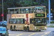 71S 3ASV472 KU7530 20190310 TAP.jpg (8.95 MB) 71S線用車正在轉入大埔墟站公共運輸交匯處