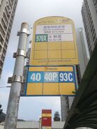 Chi Fu Landmark bus stop 05-05-2016(1)
