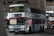 3D線出現丹尼士巨龍（3AD）特見，拍攝時巴士正私牌往觀塘載客