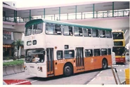 SF10 84(28.5.2000).jpg (104 KB) 84線途經富景花園;2000年中的84線派車為雞寶套餐
