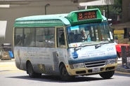 8號線以三菱Rosa為用車