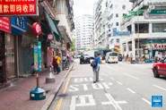 站景，旁邊為中港直通巴士總站（2016年7月）
